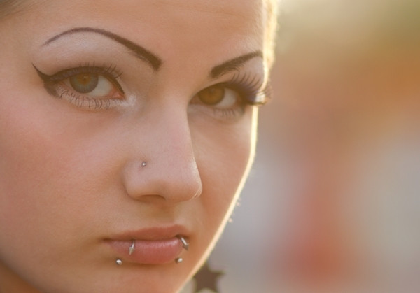 Ce culoare are parul ei?