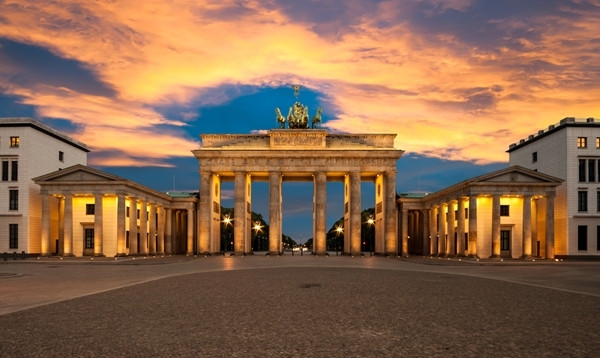 In ce tara poti vizita Poarta Brandenburg?    