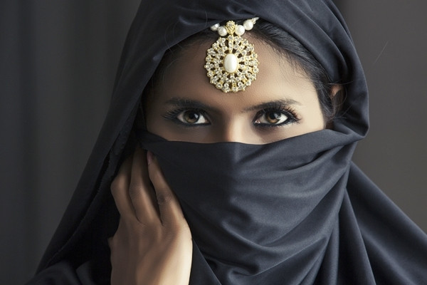 Cum se numeste cartea sfanta a religiei musulmane?