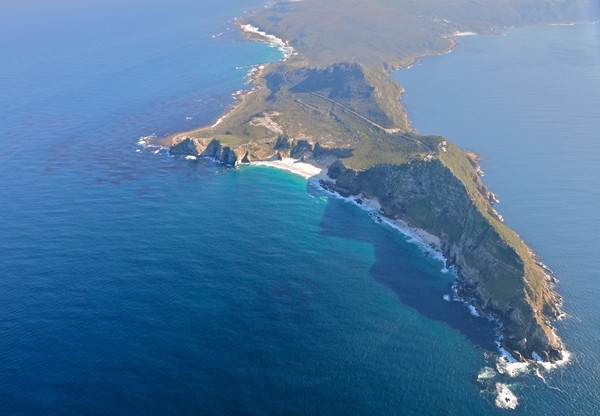 Capul Bunei Sperante se afla in...