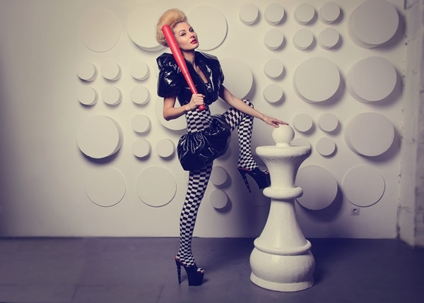 Cum reactionezi cand cineva dramatizeaza inutil o situatie?