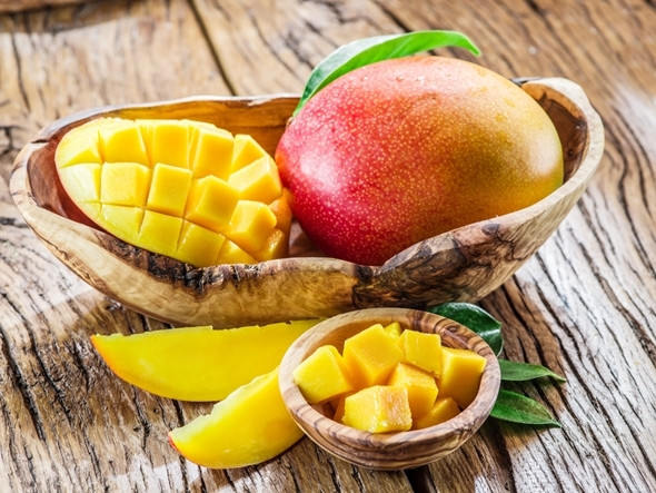 Patru kilograme de mango costa 16 lei. Cat costa un kilogram de mango?
