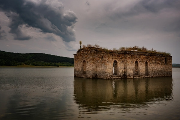 Ce sentimente iti trezeste aceasta imagine?