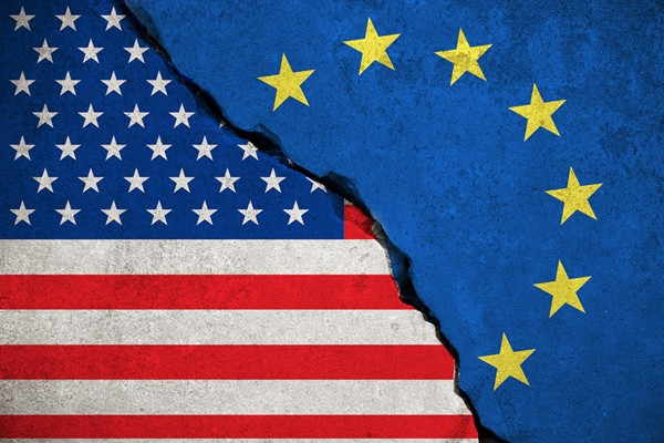 Ce desert se afla intre Europa si America?