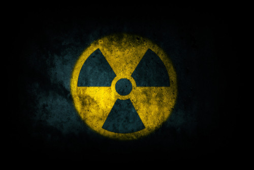 Care dintre urmatoarele este un element radioactiv?