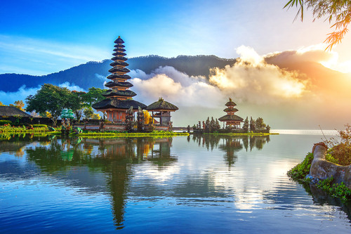 Care e capitala Indoneziei?