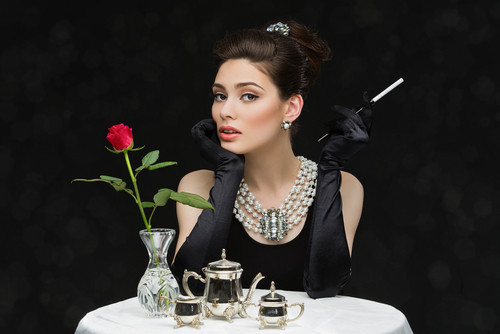 Unde ii placea lui Holly Golightly sa ia micul dejun?