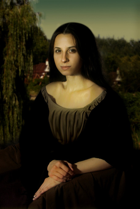Adevarat sau Fals: Mona Lisa este o pictura cu autor necunoscut. 