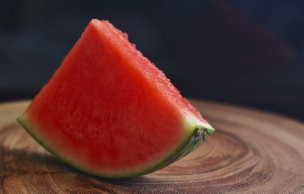 Cate calorii sunt in 100 gr de pepene rosu?