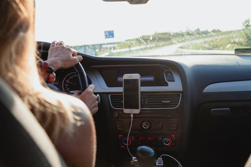 Nu poti circula cu autovehiculul pe drumurile publice atunci cand: