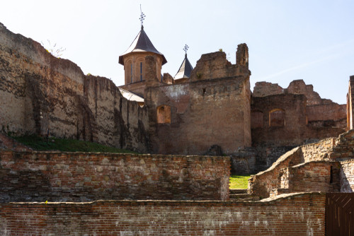 Sub ce alt nume era cunoscut statul medieval Tara Romaneasca?