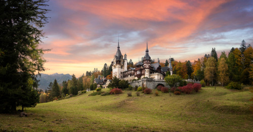 Ce castel este prezentat in imaginea de mai sus?