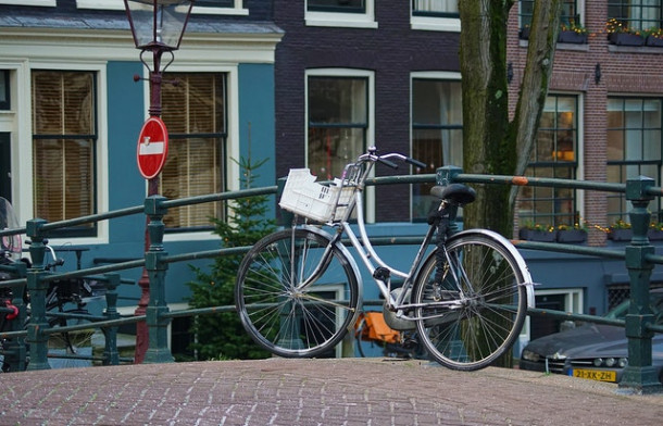 Care este genul substantivului BICICLETA?