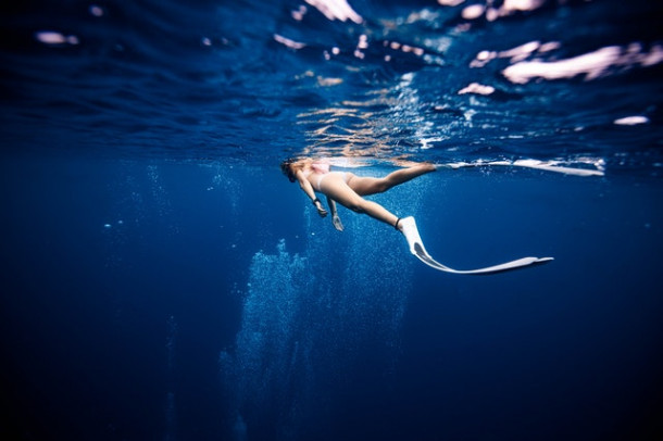 Ce tara are iesire la Oceanul Atlantic?