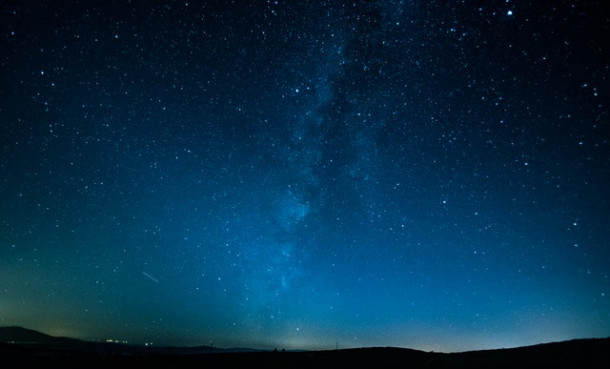 Care dintre urmatoarele planete poate fi observata cu ochiul liber de pe Pamant?