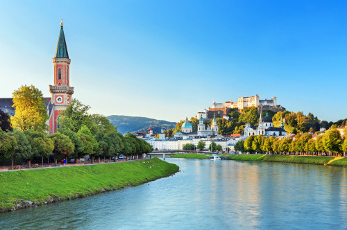 In ce tara se afla orasul Salzburg?