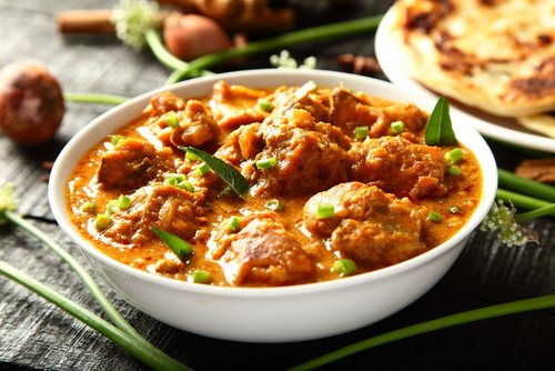 Din ce tara este PUIUL CURRY?