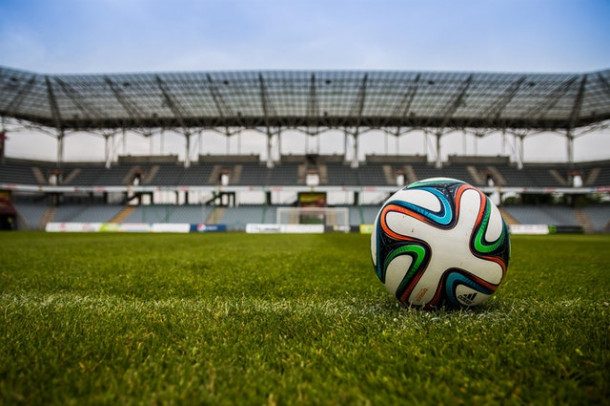 Care este durata standard a unui meci de fotbal?