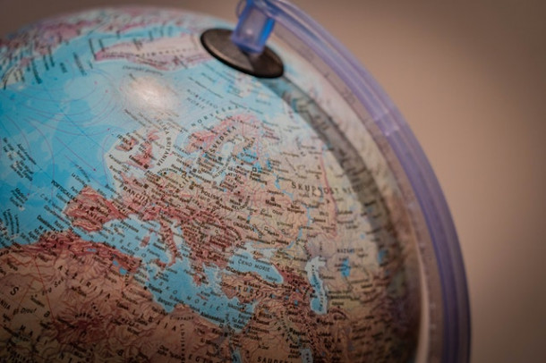 Completati: Pen. Scandiva se afla in ... Europei.