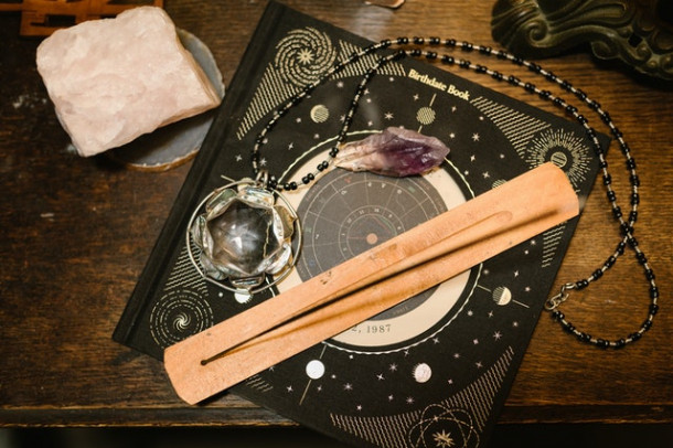 Sub ce semn zodiacal esti nascuta?