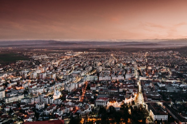 Cand a fost instaurat regimul comunist in Romania?