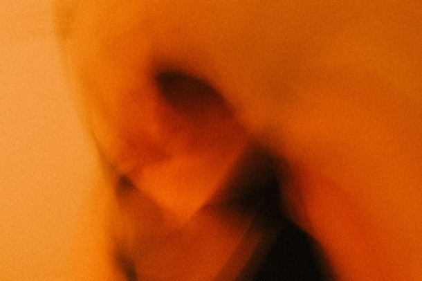 Ce iti inspira aceasta fotografie?