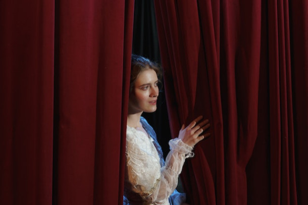 Care dintre acestea este o piesa de teatru remarcabila in dramaturgia romaneasca?