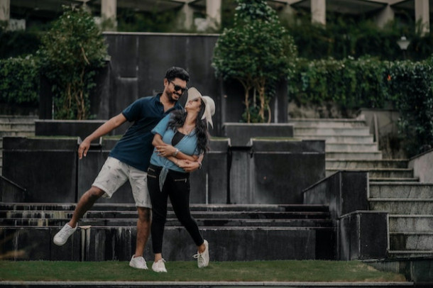 Cat de important crezi ca este simtul umorului intr-o relatie?