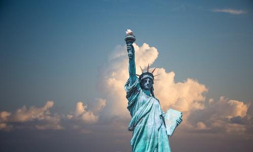 Statuia Libertatii a fost un cadou pentru SUA din partea....