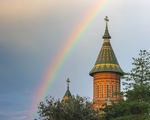 In ce an realizeaza Mihai Viteazul prima unire a Tarilor Romane?