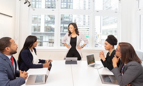 Iti place sa detii controlul in fiecare situatie?