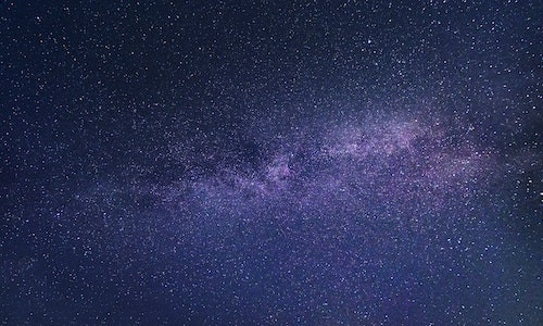 Alege un astru: 