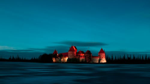 Care este capitala Lituaniei?