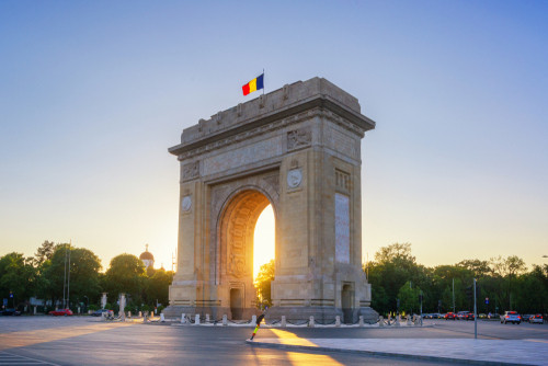 In ce an a fost construit Arcul de Triumf?