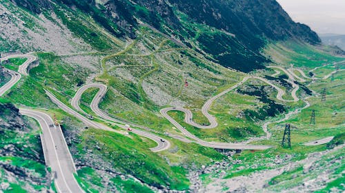 Care este considerat cel mai frumos drum din Europa de emisiunea Top Gear?