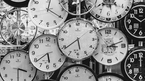 Ti-ai fi dorit sa fi actionat diferit pe parcursul anului 2023?