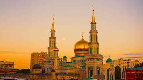 Ce tar rus a fost ultimul reprezentant al dinastiei Romanov?