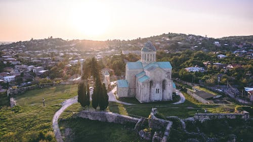 Care este capitala Georgiei?