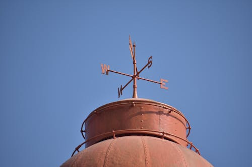 Zimnicea este cel mai sudic oras al Romaniei. 