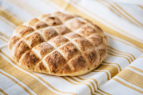 Care este numele lipiei traditionale folosite in mancarurile din Orientul Mijlociu?