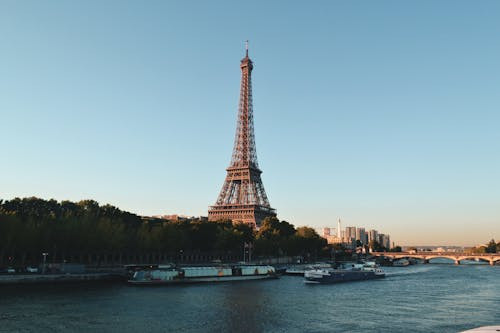 Cu ce eveniment a inceput Revolutia franceza?