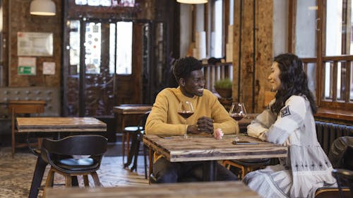 Ce faci când o relație se schimbă (ex: prietenia se răcește)?