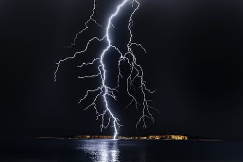 Unde se produc majoritatea fenomenelor meteo?