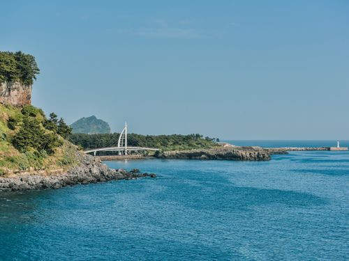 Orașul Jeju, o destinație tropicală supranumită și Hawaii-ul Asiei, aparține de...