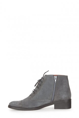 Ghete cu siret Clarette gri din piele intoarsa model C54