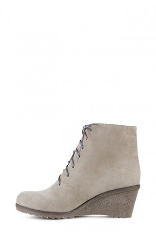 Ghete wedges crem din piele intoarsa model DM1125