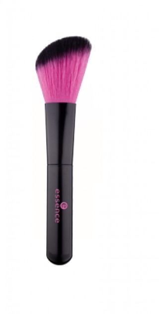 ESSENCE PENSULA PENTRU FARD DE OBRAZ