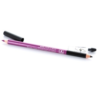 Creion contur buze si ochi 04