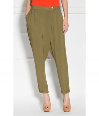 Imbracaminte Femei Nissa Pantaloni conici drapati si petrecuti in partea din fata cu inchidere intr-un nasture Kaki