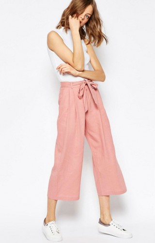 Pantaloni casual roz